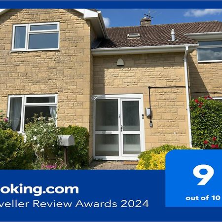 Premium Deal L Hill View Home L Last-Minute Offer L Cheltenham L Aj Properties L Perfect For Short Or Long Stays L 4Beds 4Bedrooms Bagian luar foto
